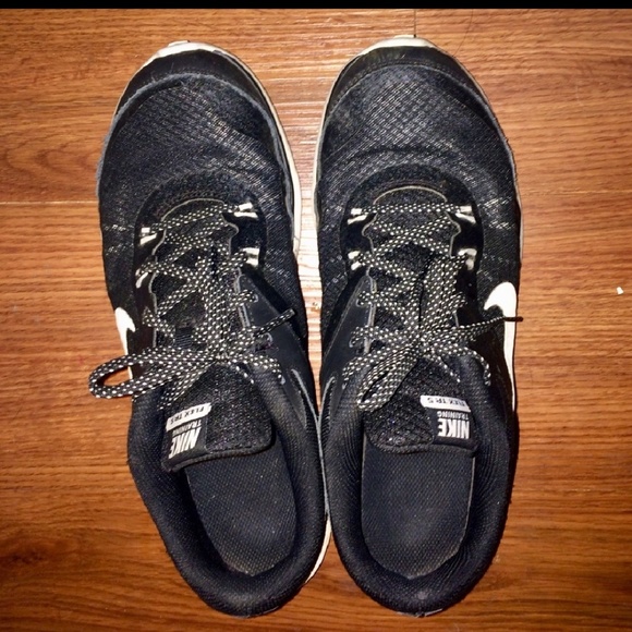 Running training shoes - Picture 5 of 6